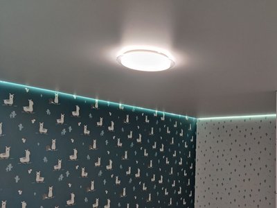 Парящий натяжной потолок в Киеве 